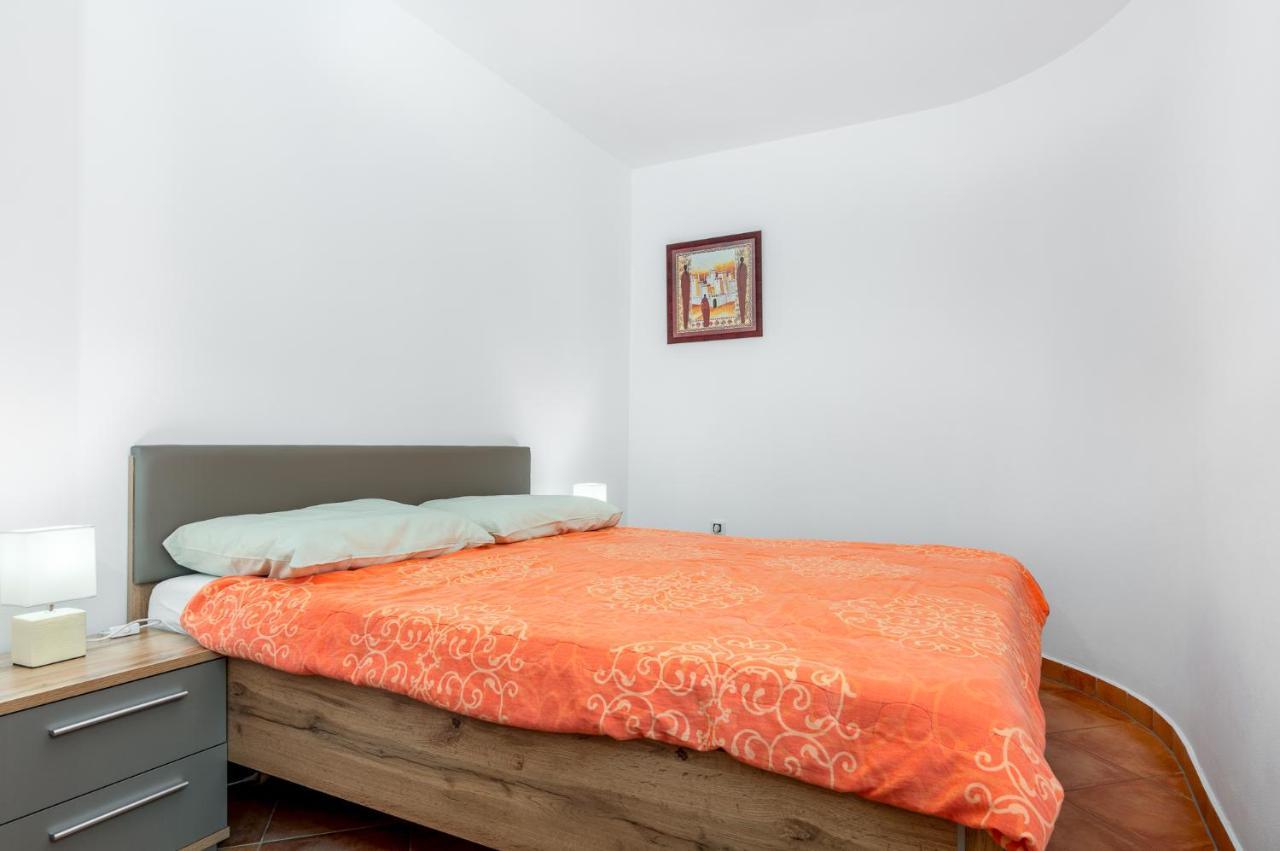 Apartments Manuela Пула Екстер'єр фото