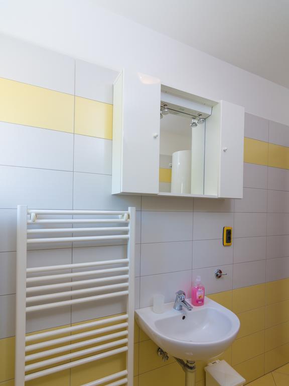 Apartments Manuela Пула Екстер'єр фото